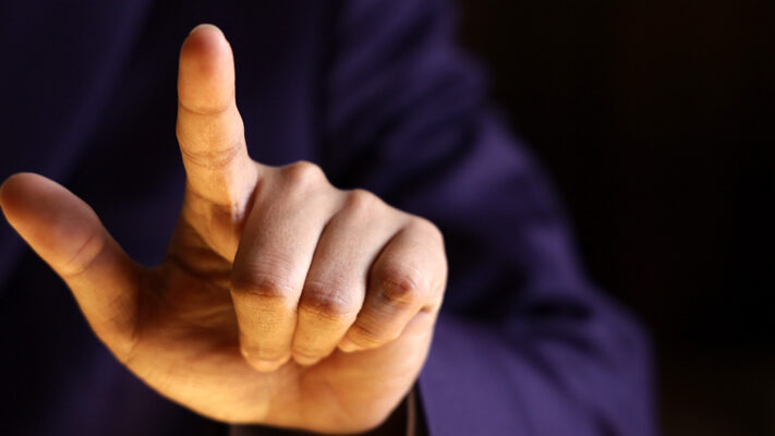 Shutterstock 2099477776