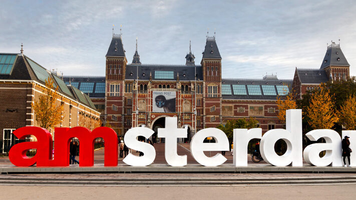 Proefschrift Citymarketing Amsterdam 123RF - 81981116