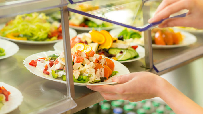 Nudging in bedrijfsrestaurants 123RF - 13563718
